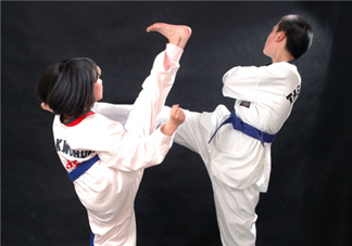 17歲可以學跆拳道嗎？17歲學跆拳道晚嗎？