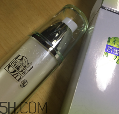 百雀羚亮膚水是清潔水嗎？適合油皮嗎？