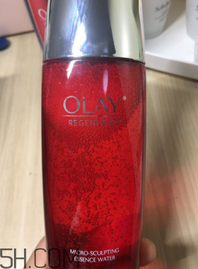Olay新生活能水是精華水嗎？什么功效？