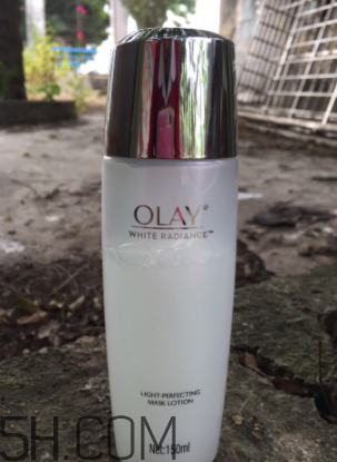Olay15秒面膜水可以白天用嗎？能見光嗎？