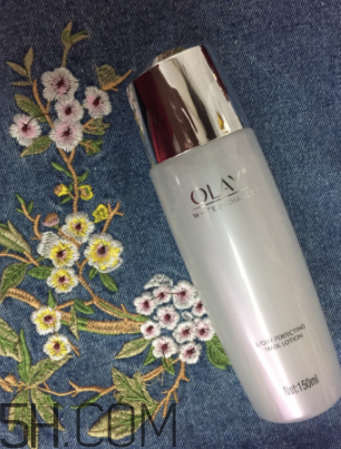 Olay15秒面膜水可以白天用嗎？能見光嗎？