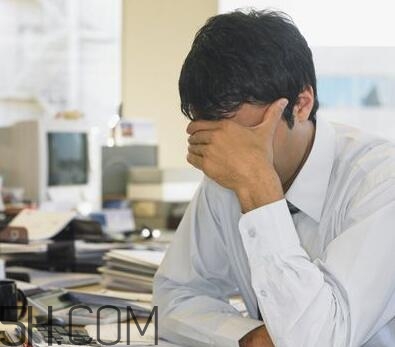 男性經(jīng)常熬夜有哪些危害？男性常熬夜對身體危害有哪些？