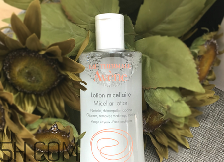 雅漾卸妝水卸得徹底嗎？每天都要用卸妝水嗎？