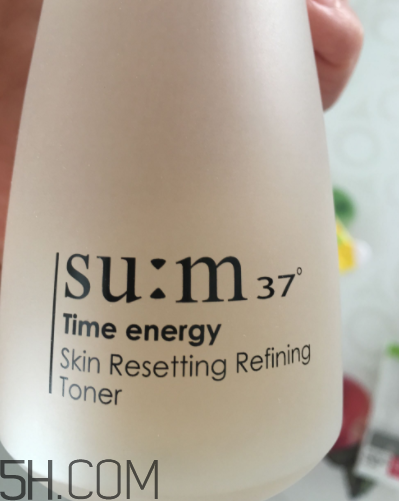 sum37修膚水是爽膚水嗎？功效是什么？