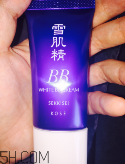 雪肌精美白BB霜含酒精嗎？敏感皮能用嗎？