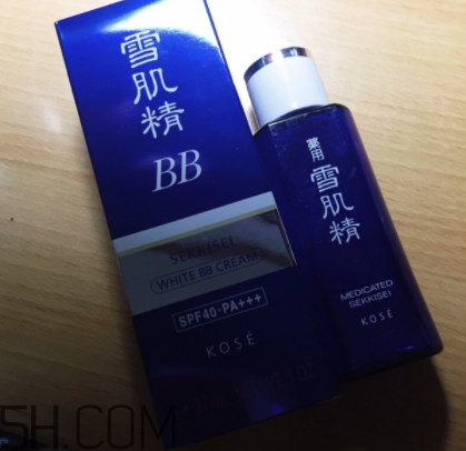 雪肌精美白BB霜含酒精嗎？敏感皮能用嗎？