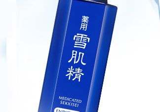 雪肌精化妝水盈潤型適合油皮嗎？適合夏季嗎？