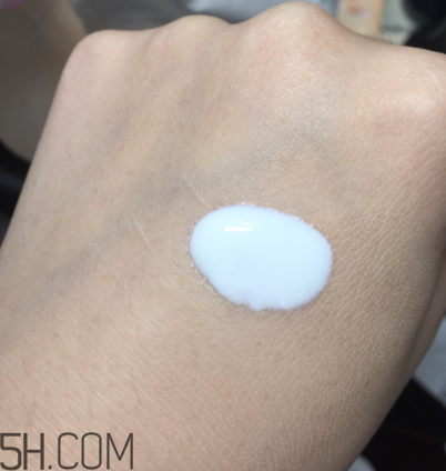 雪肌精美白防曬乳防曬效果怎么樣？防水嗎？