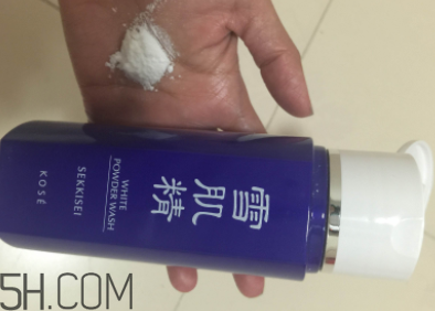 雪肌精洗顏粉是什么質(zhì)地？有泡沫嗎？