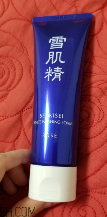 雪肌精洗面奶哪款適合敏感皮？哪款適合干皮？