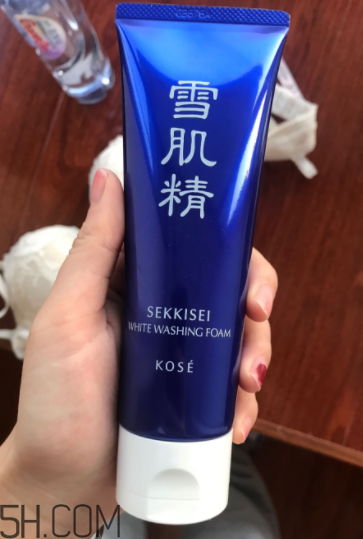 雪肌精洗面奶哪款適合敏感皮？哪款適合干皮？