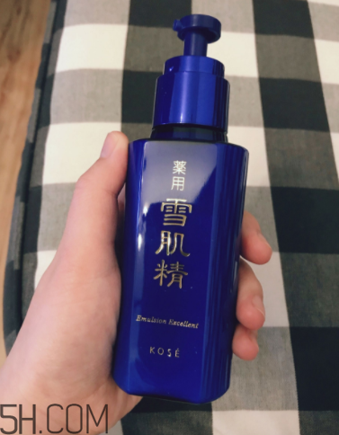 雪肌精哪款乳液保濕效果好？適合秋冬補水？