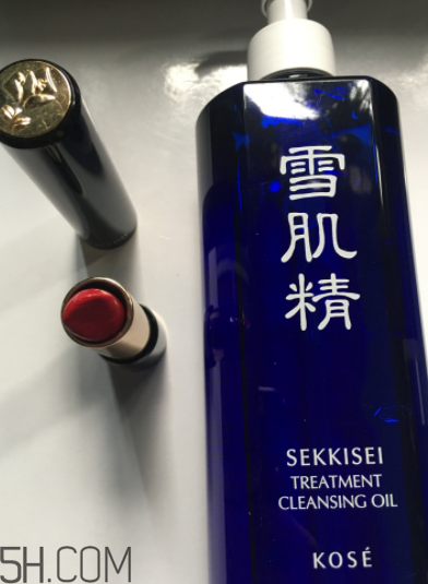 雪肌精卸妝油可以卸眼妝嗎？雪肌精卸妝油乳化快嗎？