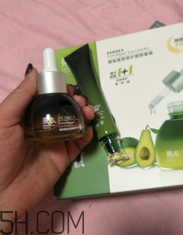 詩婷露雅鱷梨眼部套裝適合什么年紀(jì)？什么膚質(zhì)？