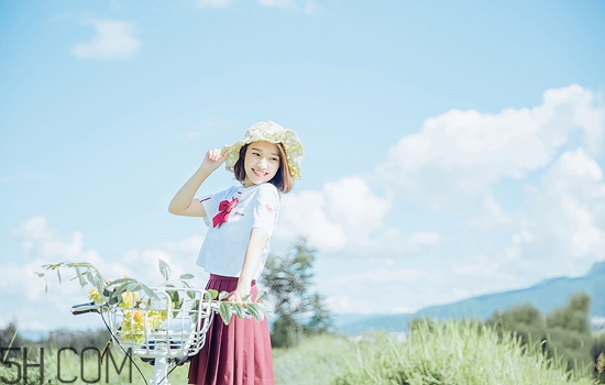 fancl卸妝油和植村秀卸妝油哪個好用？卸妝油可以卸指甲油嗎？