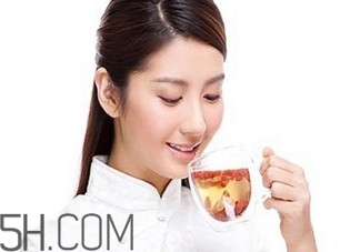 初潮早絕經(jīng)就早嗎？影響月經(jīng)初潮的因素有哪些？