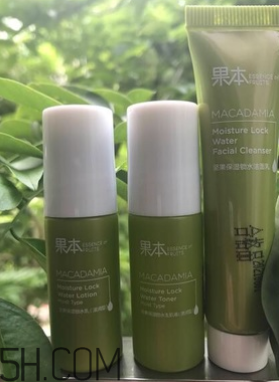 詩婷露雅堅果補水三件套油不油？秋冬適合用嗎？