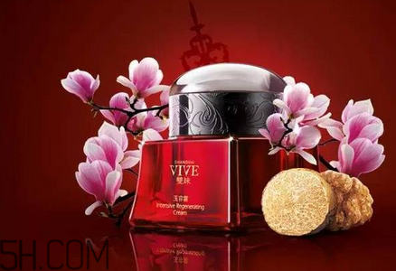保濕效果好的護(hù)膚品有哪些？國(guó)產(chǎn)護(hù)膚品哪個(gè)牌子好用？