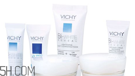 薇姿的護(hù)膚品好用嗎？美容院的護(hù)膚品好還是專柜的好？