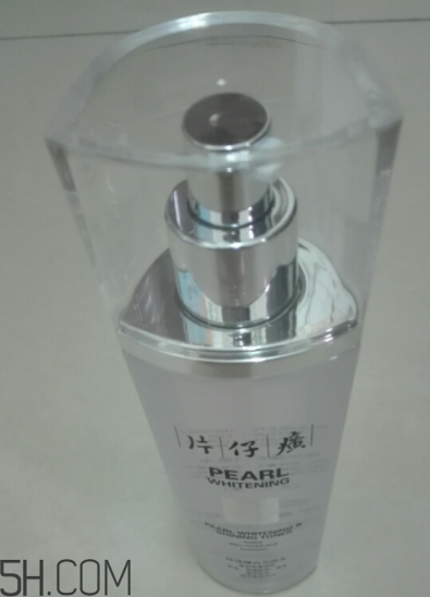 片仔癀珍珠亮膚水適合油皮嗎？適合夏季嗎？