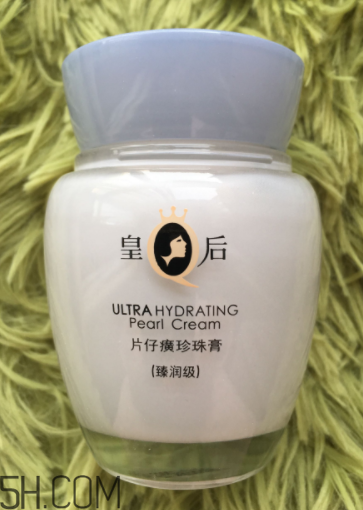 片仔癀珍珠膏夏天能用嗎？會(huì)不會(huì)很油？