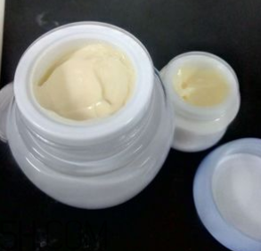 片仔癀珍珠膏夏天能用嗎？會(huì)不會(huì)很油？