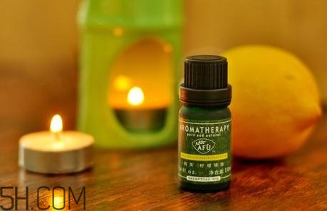 檸檬精油的功效有哪些？檸檬精油有什么功效？