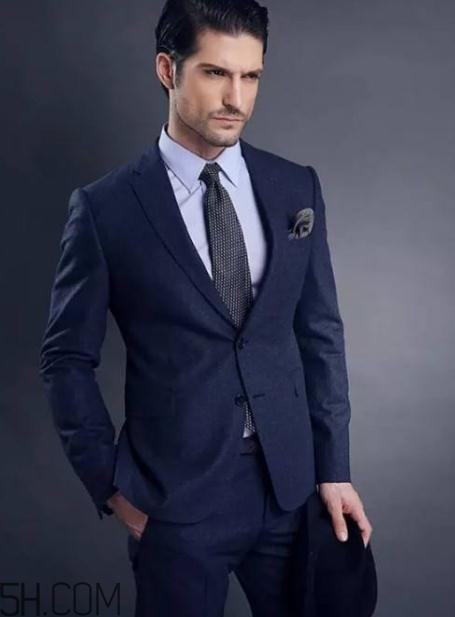 阿瑪尼衣服貴嗎？阿瑪尼衣服多少錢一件？