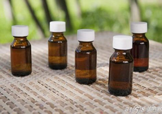 茶樹精油可以直接涂在臉上嗎？茶樹精油的功效與作用？