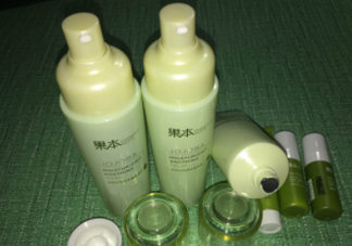 詩婷露雅荷荷巴系列有刺激嗎？適合敏感肌嗎？