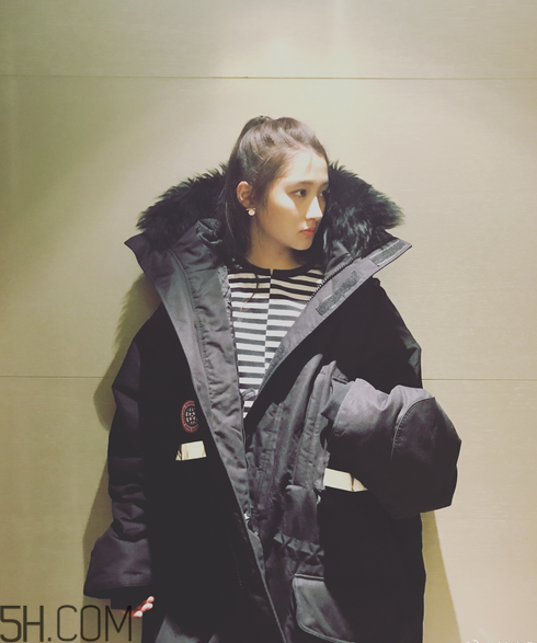 oversize羽絨服適合什么人穿？羽絨服的優(yōu)缺點(diǎn)