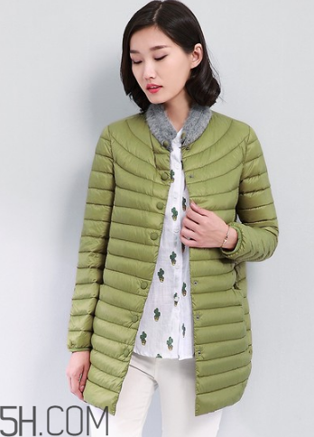 輕薄羽絨服保暖嗎？羽絨服的充絨量標(biāo)準(zhǔn)多少？