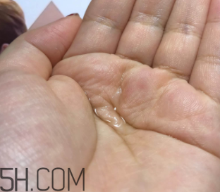 羽西蟲草新肌水有什么功效？適合什么膚質(zhì)？