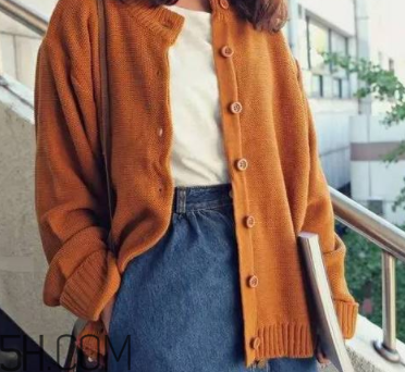 橘色衣服怎么搭配？橘色衣服搭配指南
