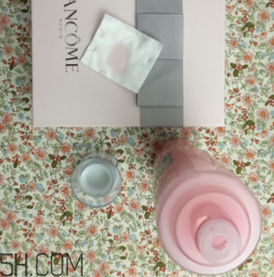 蘭蔻粉水不適合油皮？蘭蔻粉水適合什么膚質(zhì)？