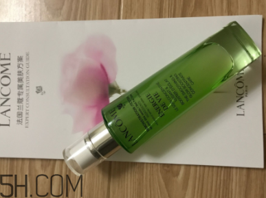 蘭蔻水光瓶適合什么年齡使用？蘭蔻水光瓶適合輕齡肌嗎？