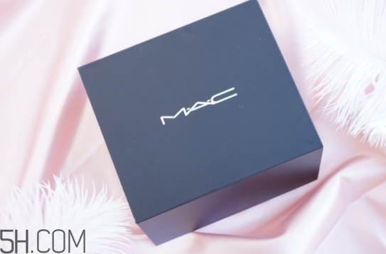 mac口紅和nars口紅哪個好？mac和nars哪個好？