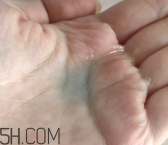 蘭蔻藍(lán)水與粉水、美膚修護(hù)美容液有什么區(qū)別？哪個(gè)好用？