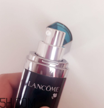 蘭蔻美膚修護(hù)精華乳有刺激嗎？適合敏感肌嗎？