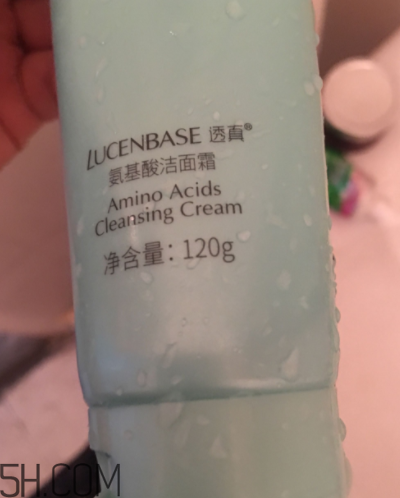 透真氨基酸潔面霜過敏嗎？透真氨基酸潔面霜適合敏感肌嗎？