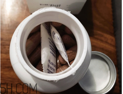 unichi玫瑰果膠囊有用嗎？unichi玫瑰果膠囊是哪個(gè)國(guó)家的？