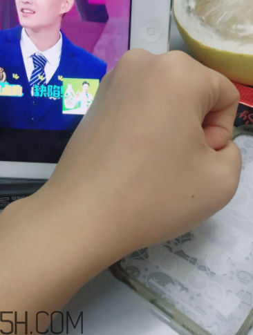 瓷肌晶透雪肌潔面乳可以卸妝嗎？清潔力如何？