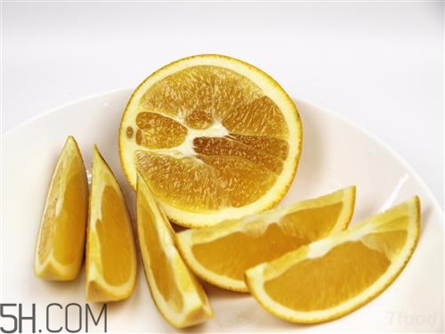 柿子和橙子能一起吃嗎？吃完橙子可以吃柿子嗎？