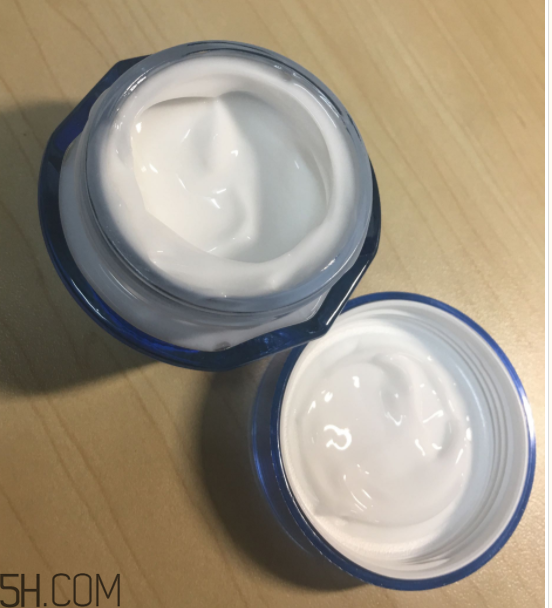 薇姿面霜為什么會搓泥？薇姿好用面霜推薦