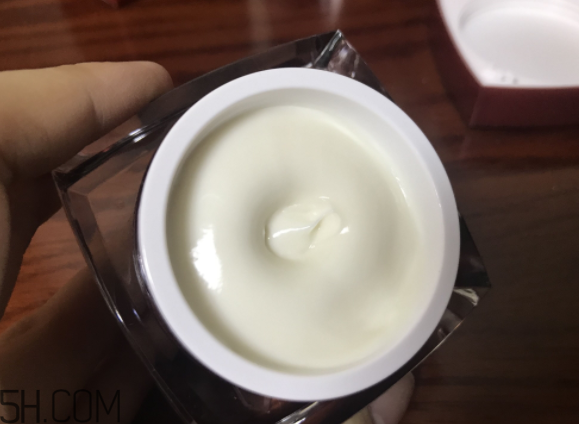 京城之霜為什么乳化之后才涂抹？京城之霜怎么用？
