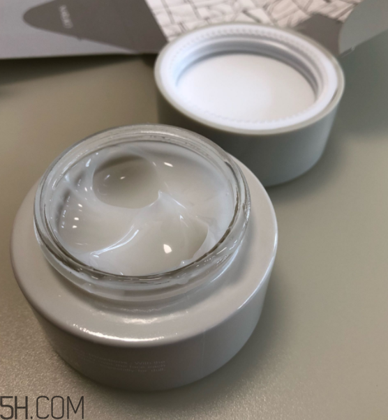 牛爾白玉蘭凍膜什么功效？牛爾白玉蘭凍膜熟齡肌適合嗎？