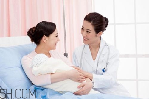 順產(chǎn)時吃什么補充體力？生孩子時可以吃東西嗎？