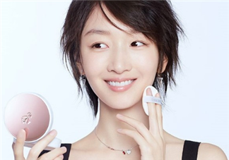 蘭蔻小粉盒氣墊怎么用？蘭蔻小粉盒氣墊適合什么膚質(zhì)？