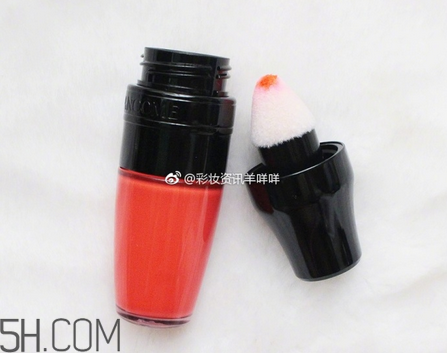 蘭蔻搖搖樂啞光唇釉186是什么顏色？蘭蔻氣墊光霧唇露試色