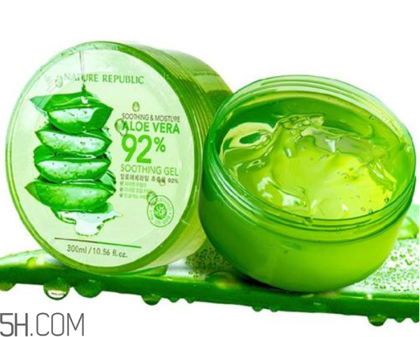 蘆薈膠怎么用補(bǔ)水效果好？蘆薈膠當(dāng)身體乳的作用